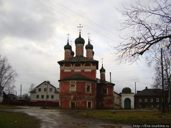 Богоявленский монастырь. Смоленская церковь Углич, Россия