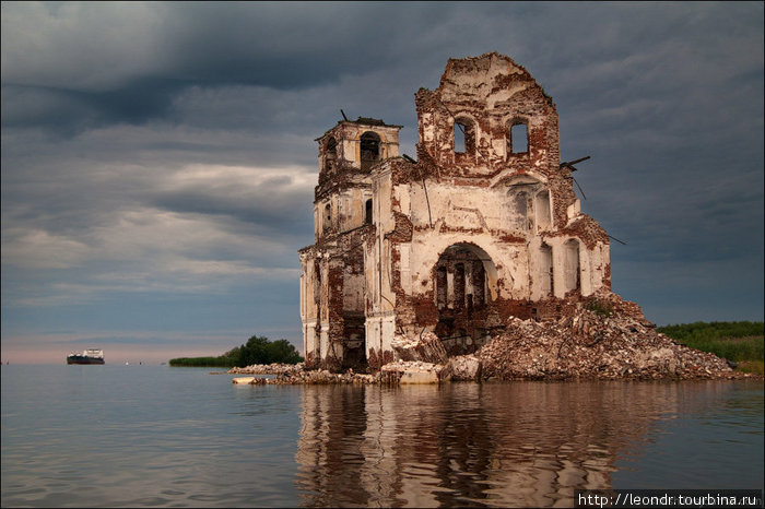 Церковь Рождества Христова в Крохино. Крохино (затопленная церковь), Россия