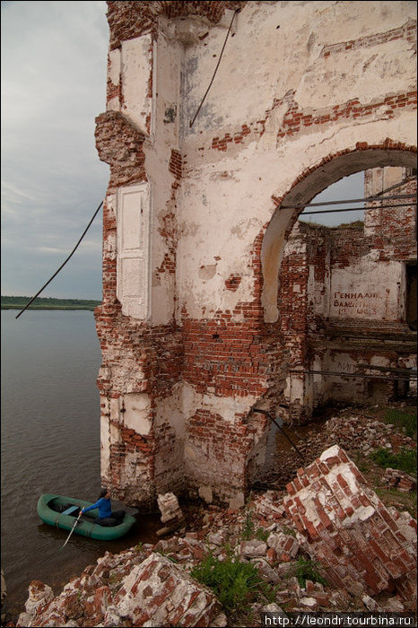 Церковь Рождества Христова в Крохино. Крохино (затопленная церковь), Россия