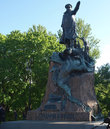 Памятник Макарову