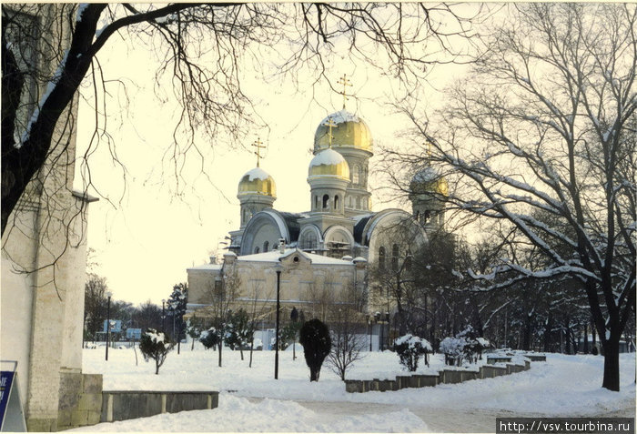 Заснеженный Кисловодск. Декабрь 2001 года. Кисловодск, Россия