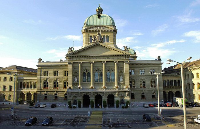 Здание парламента Швейцарии в Берне / Bern Bundeshaus
