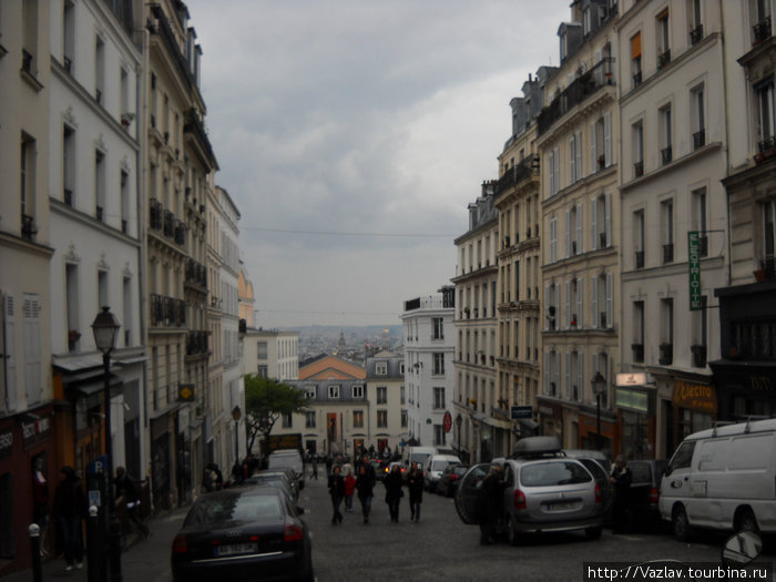 Широта души Париж, Франция
