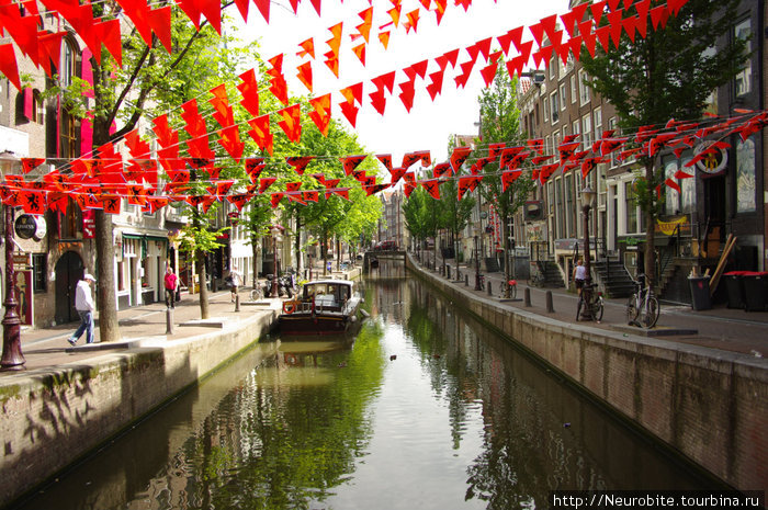 Квартал красных фонарей - De Wallen Амстердам, Нидерланды