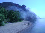 Дым от костра. Ощущение, что не Байкал, а нечто связанное с вулканами и гейзерами. Фото сделано в ультрафиолете, о чем сейчас дико сожалею, т.к. пропали краски.