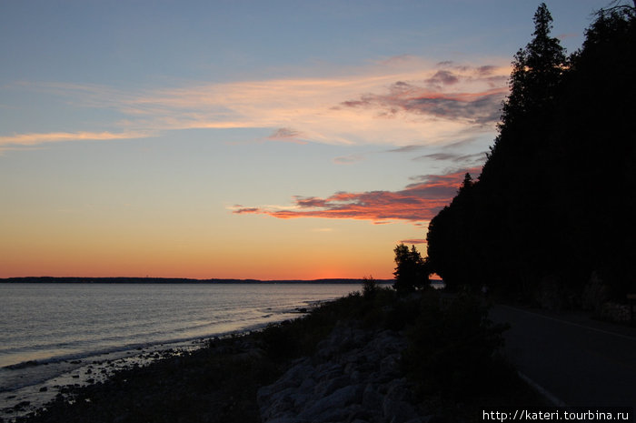 Единение с природой на острове Mackinac, MI Остров Макино, CША