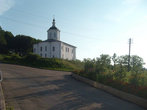 Два других храма: церковь Иоанна Богослова и церковь Архангела Михаила  (на ф. Иоанна Богослова).