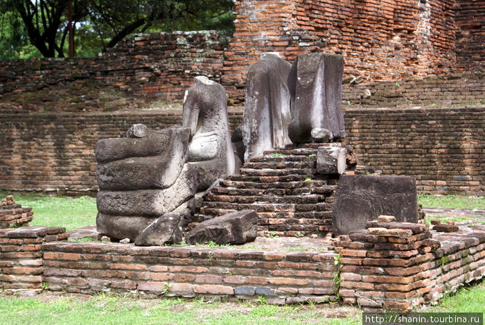 Руины статуи Будды Аюттхая, Таиланд