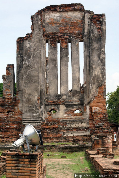 Кусок стены храма Аюттхая, Таиланд