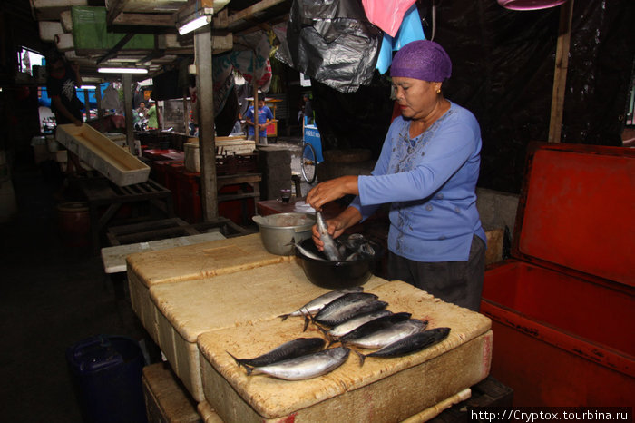 Торговка макрелью Джимбаран, Индонезия