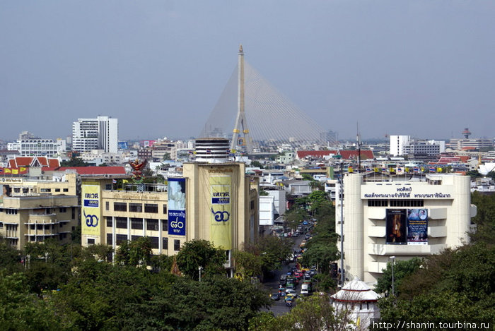 Бангкок. Виден новый подвесной мост Бангкок, Таиланд
