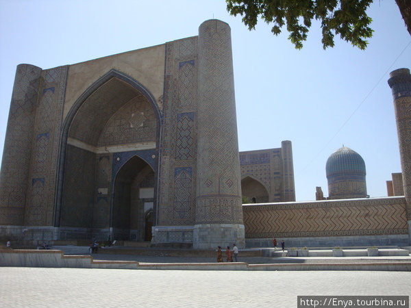 Самарканд. Мечеть Биби Ханум. Самарканд, Узбекистан