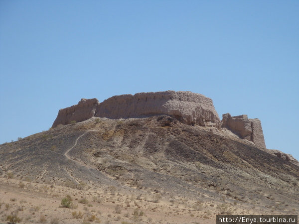 Руины древних городищ Хорезмского ханства. Аяз-Кала. Хива, Узбекистан