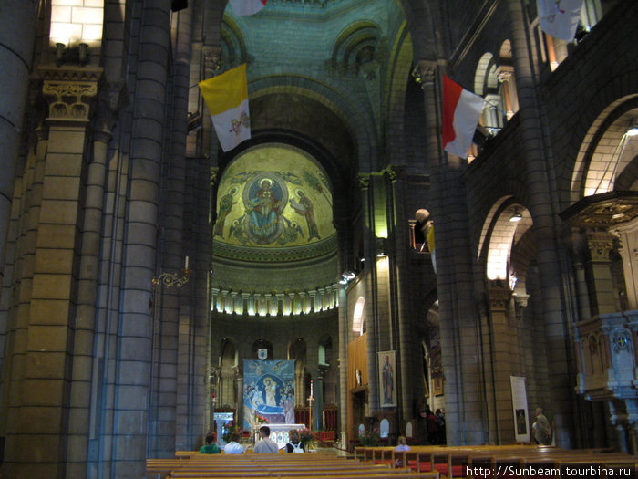 Интерьер Кафедрального собора Монако