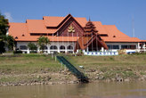 Бирманское казино — на территории Мьянмы
