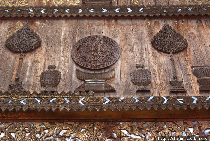 Деревянная панель храма Лампанг, Таиланд