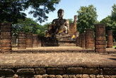 Будда в разрушенном храме