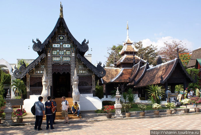 На территории монастыря Ват Чеди-Луанг Чиангмай, Таиланд