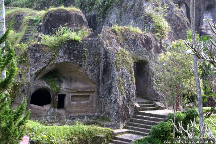 Пещеры Убуд, Индонезия