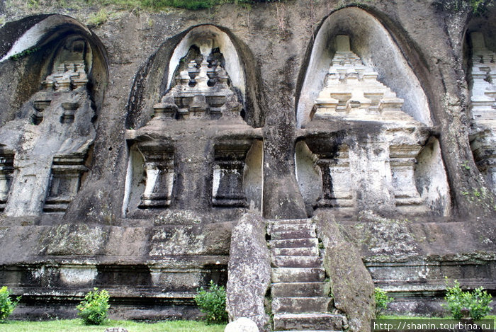 Храм Гунунг Кави