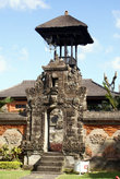 Вход в музей Бали