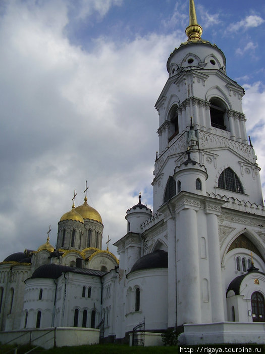 Колокольня Успенского собора Владимир, Россия