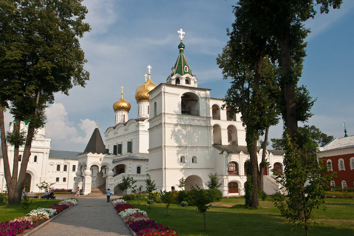 Ипатьевский монастырь Кострома, Россия