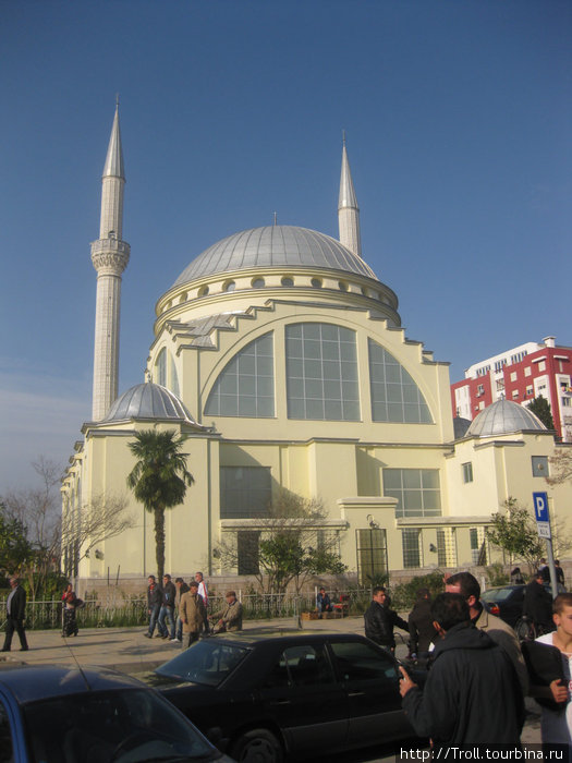Мечеть Абу Бакра / Xhamia Ebu Beker