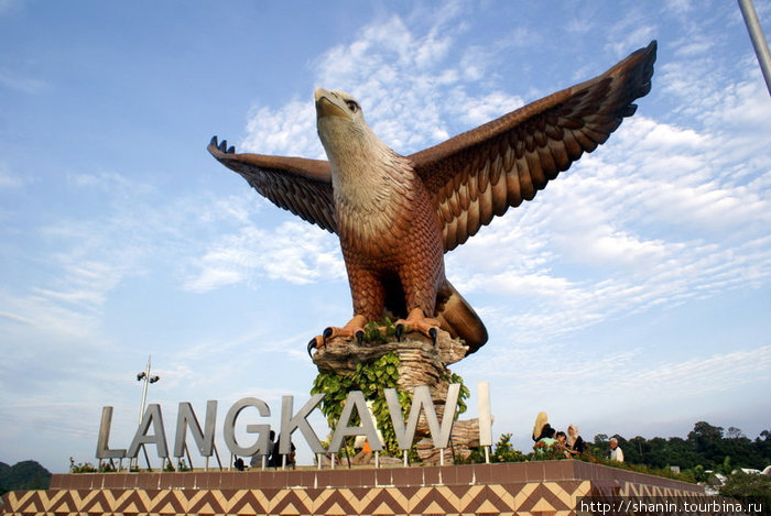 Орел — символ Лангкави Лангкави остров, Малайзия