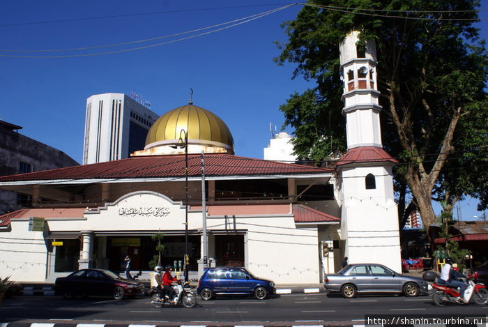 Мечеть Куала-Теренгану, Малайзия