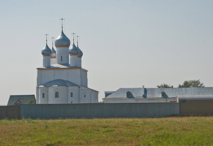 Церковь Спаса Преображения. Дата постройки:  1600. Ростов, Россия