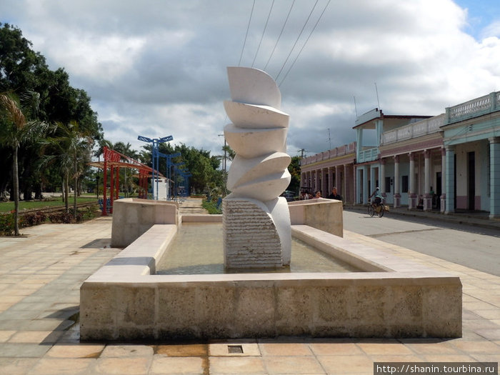 Монумент Сьего-де-Авила, Куба
