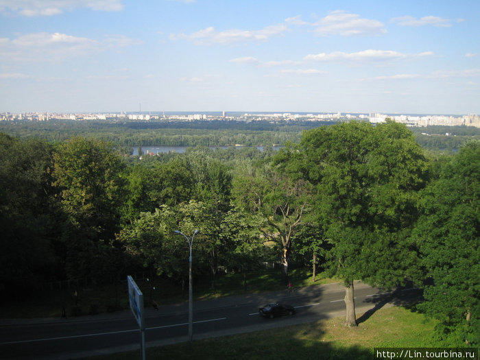 вид со смотровой площадки Киев, Украина