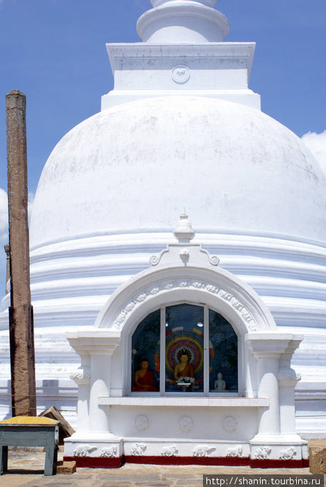 Тхупорама дагоба Анурадхапура, Шри-Ланка