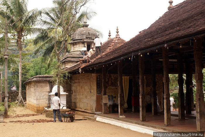 Маленький храм Канди, Шри-Ланка