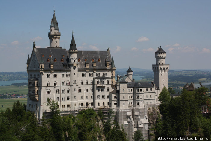 Королевский замок Нойшванштайн Швангау, Германия