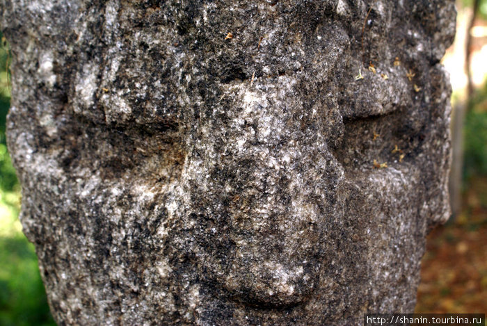 Каменное лицо Наланда, Шри-Ланка