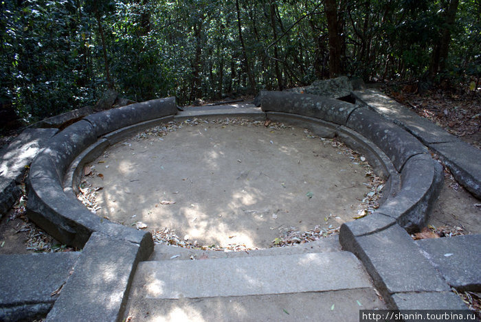 Круглая площадка Ритигала Заповедник, Шри-Ланка