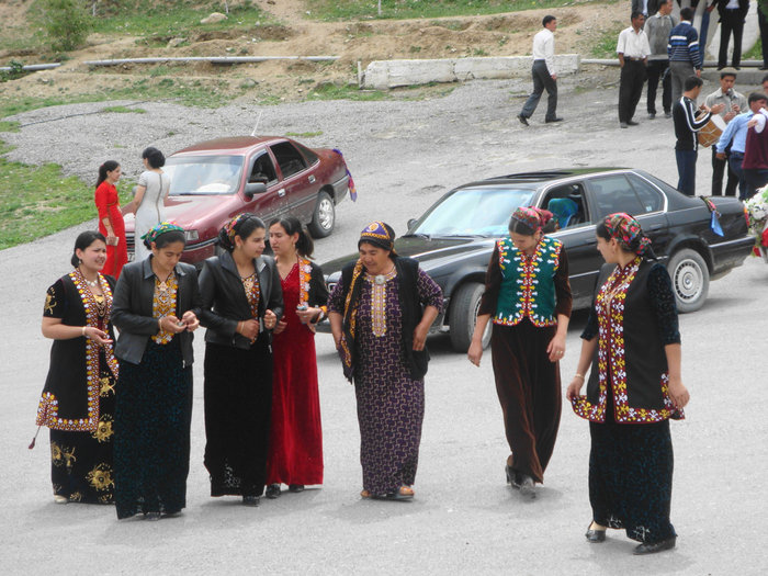 Туркменские женщины Ашхабад, Туркмения