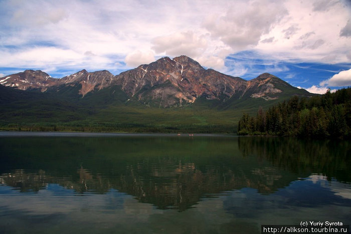 Jasper National Park, Pyramid Lake Провинция Альберта, Канада