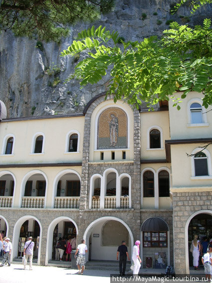 Острог монастырь Острог, Черногория