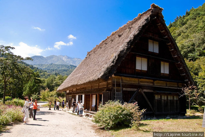 Музейный дом снаружи Огимати, Япония