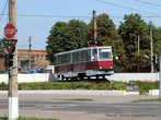 Трамвай-памятник 71-605, установлен 1.06.04 в честь 50- летия Конотопского трамвая.