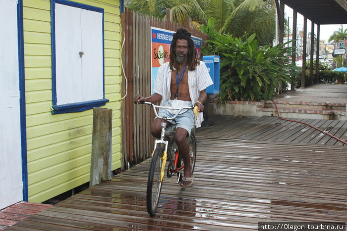 Растоман на велосипеде Остров Антигуа, Антигуа и Барбуда