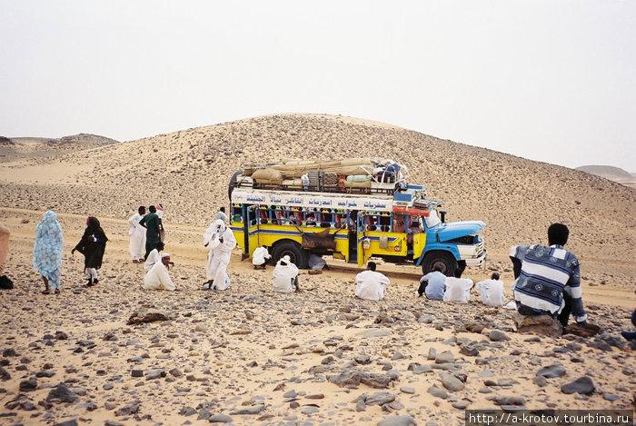 Поломка автобуса Делго, Судан