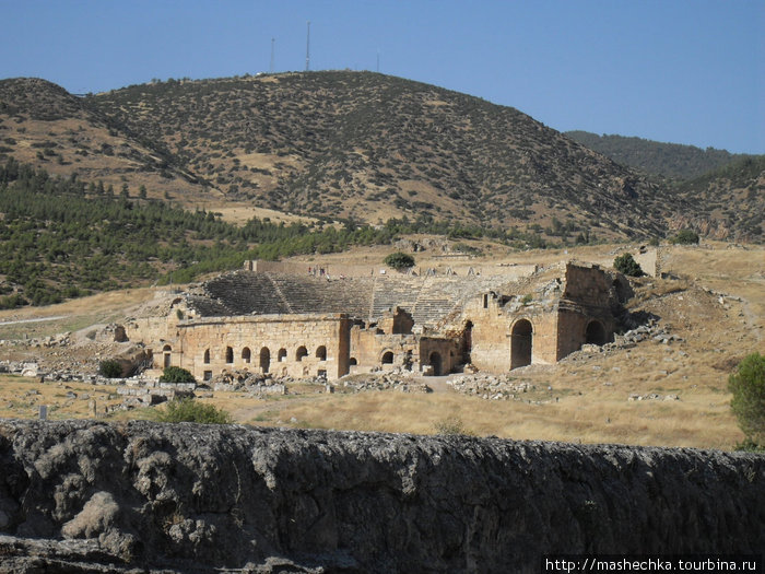 Амфитеатр в городе Хиераполис Средиземноморский регион, Турция