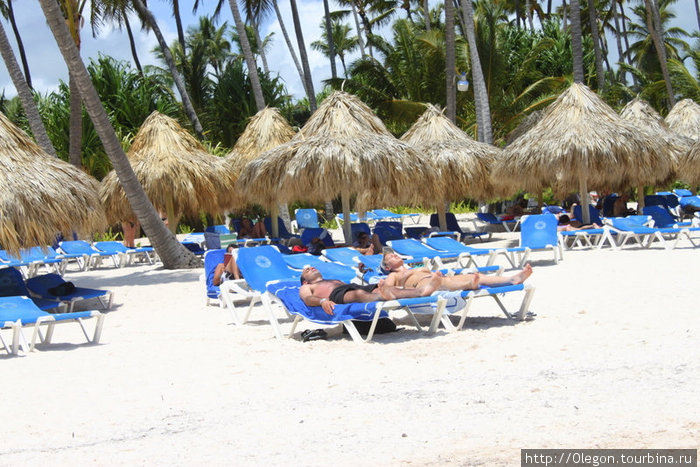 Длиннющий белоснежный пляж Баваро, Доминиканская Республика