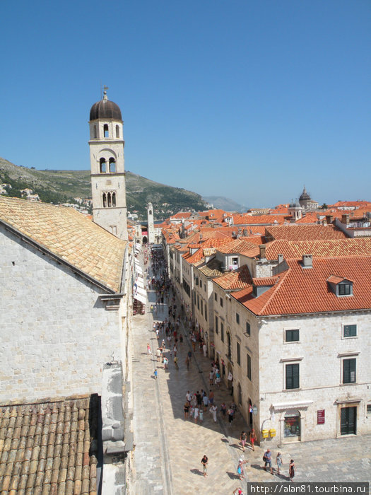 Страдун с крепостных стен Дубровник, Хорватия