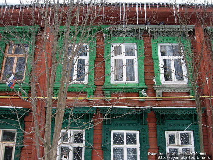 Фрагмент жилого дома. (быв. Дом духовенства). Вичуга, Россия