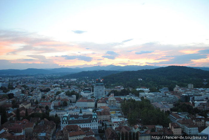 Столица Словении с высоты городского замка Любляна, Словения